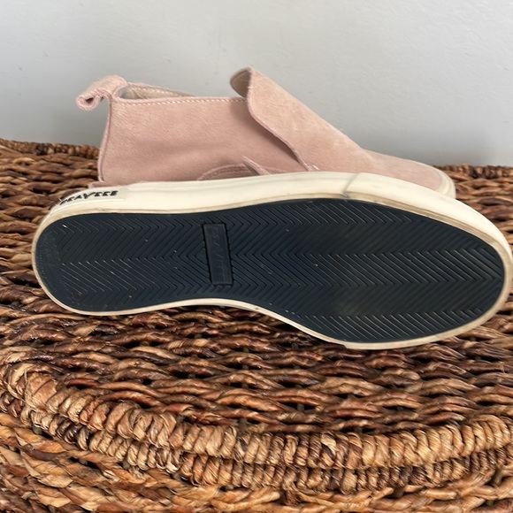 Cute summer shoe! - Picture 2 of 3